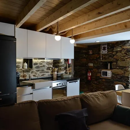 Шале Casa Do Azereiro