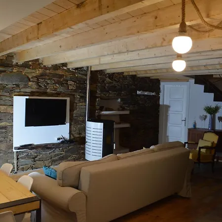 בקתה Casa Do Azereiro Casal do Rei (Seia)