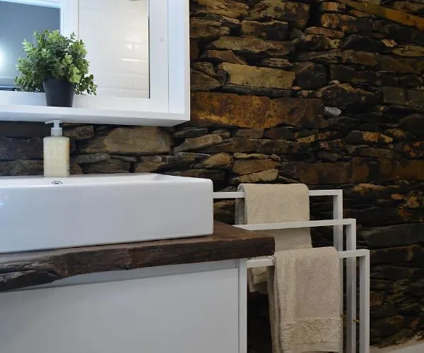 Casa Do Azereiro בקתה